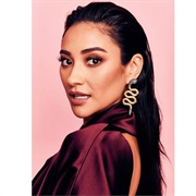 Shay Mitchell