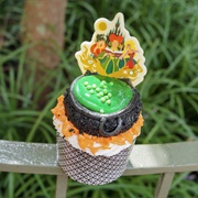 Hocus Pocus Amuck Cupcake