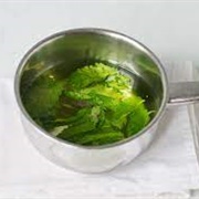 Boiled Water With Dried Mint
