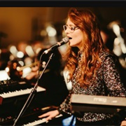 Hannah Peel - Sunrise Through the Dusty Nebula