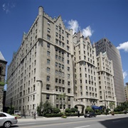 Le Château Apartments, Montreal