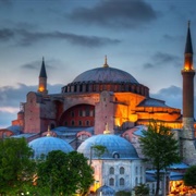 Pray in Ayasofya Mosque