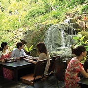 Eat at Ufuya Restaurant, Okinawa