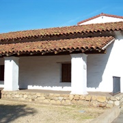 Casa De La Guerra