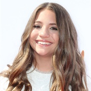 Mackenzie Ziegler (17)