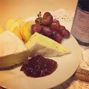 Assorted Cheese & Fruits