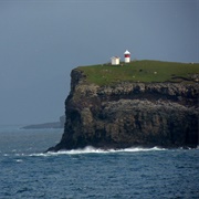 Faroes Cliffs