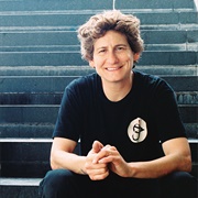 Elissa Steamer (Bisexual, She/Her)