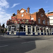 The Red Lion & Pineapple - London