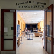 L.R. Ingersoll&#39;s Physics Museum