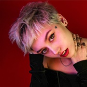 Kailee Morgue (Queer, Pansexual)