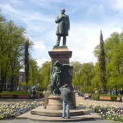 J. L. Runeberg Statue, Esplanade, Helsinki
