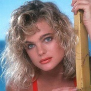 Erika Eleniak