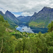 Hjørundfjorden