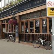 The Moon on the Square - London