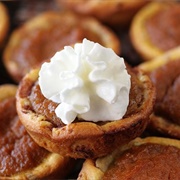 Cinnamon Roll Pumpkin Pie Bites