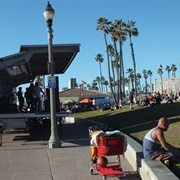 Live Music at Huntington Beach Pier