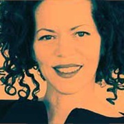 Stosh Colter (Queer, She/Her)