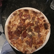 Alligator Sausage Pizza