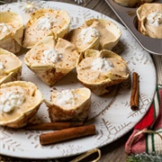Gingerbread Keto Cheesecake Fluff Cups