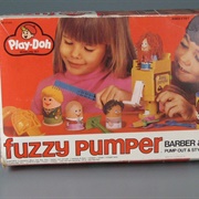 Play-Doh Fuzzy Pumper Barber and Beauty Shop