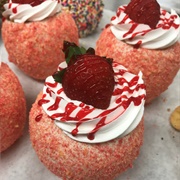 Strawberry Cheesecake Stuffed Apples