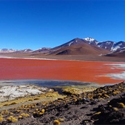 Volcanic Landscapes & Geysers Near Salar De Uyuni, Bolivia