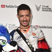 DOMINIQUE MCLEAN (Gay, Non-Binary, He/They)