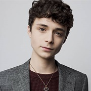 Lucas Jade Zumann (20)