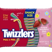 Twizzlers Twizted Strawberry Blast Pull &#39;N&#39; Peel