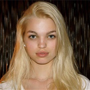 Daphne Groeneveld