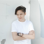 Kaye Cal (Lesbian, She/Her)