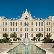 St. Mary's University