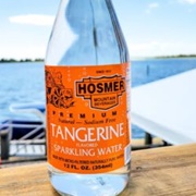 Hosmer Mountain Premium Tangerine Sparkling Water