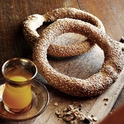 To Koloroui Tou Psirri