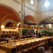 Via Napoli Ristorante E Pizzeria