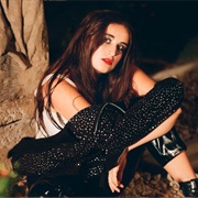 Lauren Aquilina (Bisexual, She/Her)