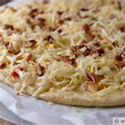 Apple Gouda Pizza