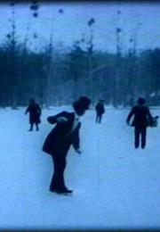 Max Learns to Skate (1907)