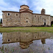 St. Cosmas' and St. Mary's Church, Kolkondas