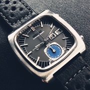 7016-5010 'Monaco' Chronograph (Grey or Blue/Yellow Dial)