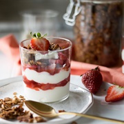 Roasted Rhubarb Strawberry Yoghurt Parfait