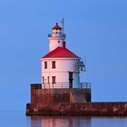 Superior Entry Lighthouse, WI
