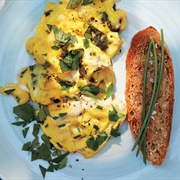 Scrambled Eggs Fines Herbs