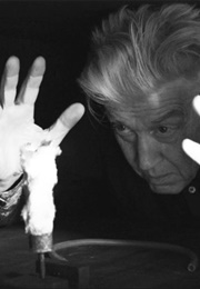 This Video of David Lynch Is Not What It Seems (2018)