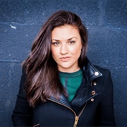 Gwenlyn Cumyn (Bisexual, She/Her)