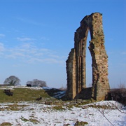 Dale Abbey Ruins and Hermits Cave, Dale Abbey