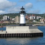 Duluth Harbor Lighthouse (North)