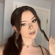 Samantha Lux (Trans Woman, She/Her)