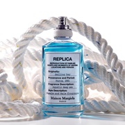 Replica - Sailing Day